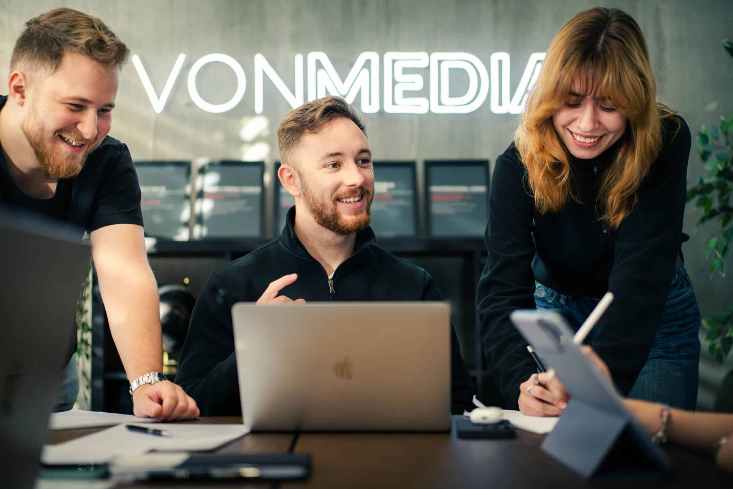 Team bei der Arbeit